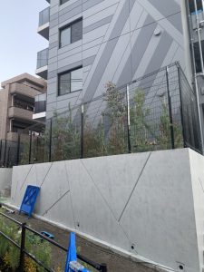 板橋区小竹向原にて新築マンションの植栽工事 徳寿園 埼玉県川口市